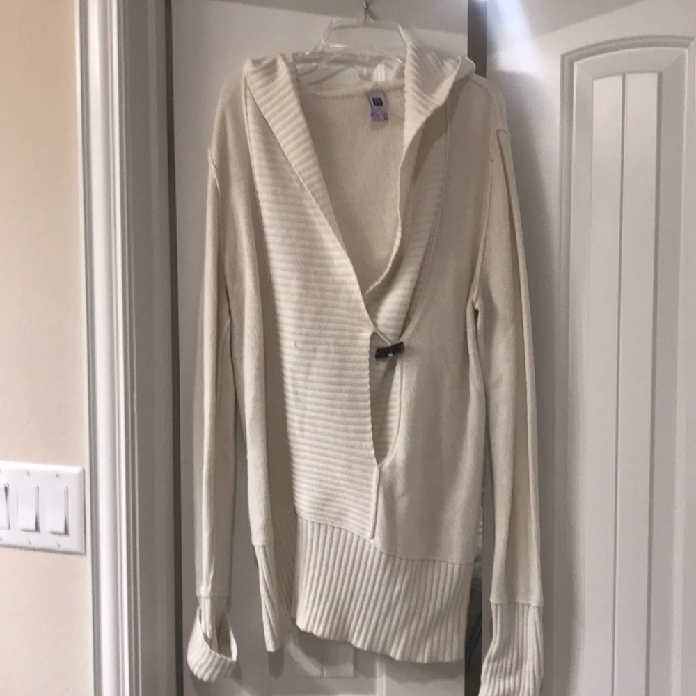 Amazingly comfy, slouchy Gap sweater with hood